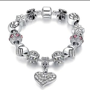 💕 Heary Crystal Charm Bracelet 💕